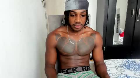 Darktemp  online show from April 26, 9:00 pm