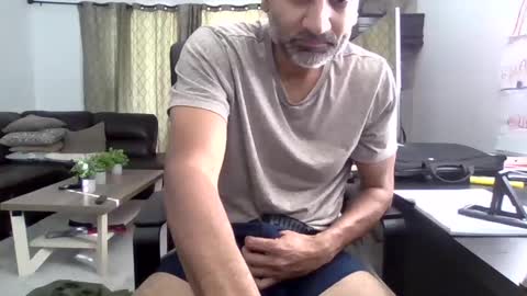 Snapshot of darryl43321 chatting on October 13, 9:54 pm darryl43321 online show from October 13, 9:54 pm