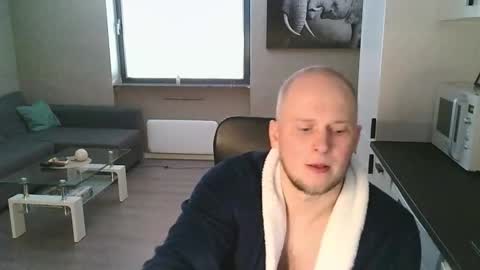 Snapshot of dartanjanas chatting on October 12, 10:31 am Dario online show from October 12, 10:31 am