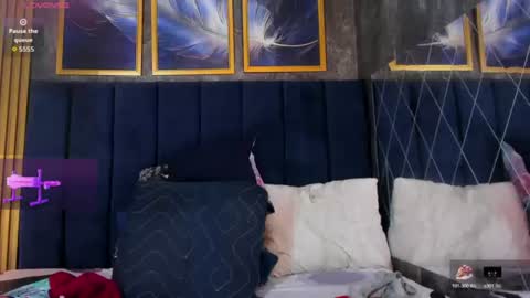 darwin_horny2 online show from June 14, 3:41 am
