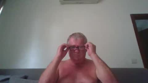 darwincock online show from April 27, 2:19 am