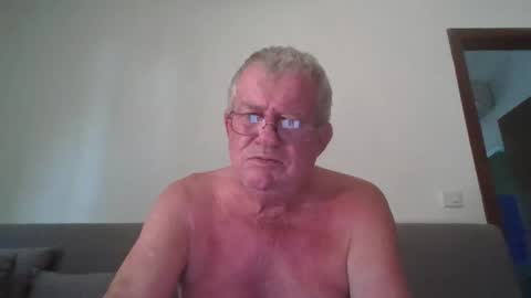 darwincock online show from April 12, 5:31 am