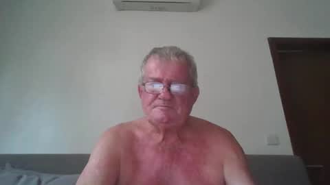 darwincock online show from April 19, 1:38 am