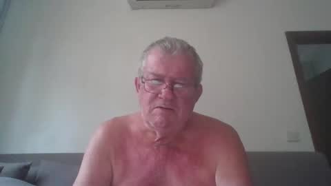 darwincock online show from April 3, 1:35 am