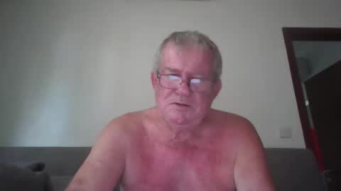 darwincock online show from April 21, 1:53 am