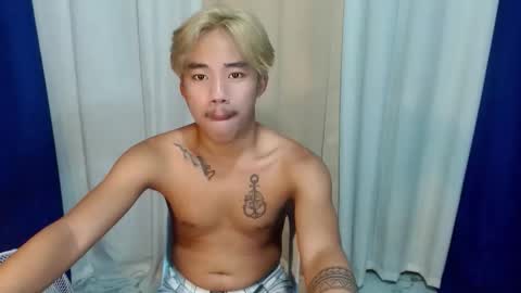 dave_boyyy online show from May 18, 12:00 pm