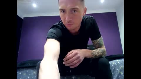 dave_magnum online show from December 4, 6:59 pm