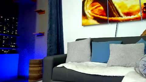 DAVE MAX online show from April 21, 1:42 am