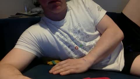 daveb709709709 online show from June 10, 1:51 am