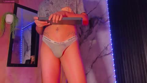 daveel_hot online show from September 16, 1:01 pm