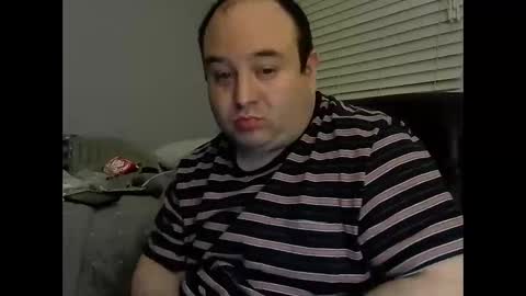 Snapshot of daveishorny1988 chatting on October 23, 5:00 am daveishorny1988 online show from October 23, 5:00 am