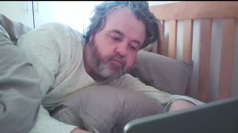 Snapshot of davenotts27179 chatting on March 1, 8:47 am Dave notts online show from March 1, 8:47 am