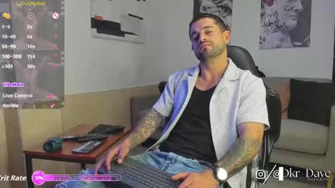 Snapshot of davevilboy chatting on October 7, 2:10 pm Daves online show from October 7, 2:10 pm