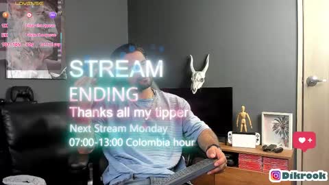 Snapshot of davevilboy chatting on February 10, 12:08 pm Daves online show from February 10, 12:08 pm