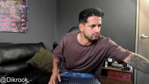 Snapshot of davevilboy chatting on February 6, 12:16 pm Daves online show from February 6, 12:16 pm