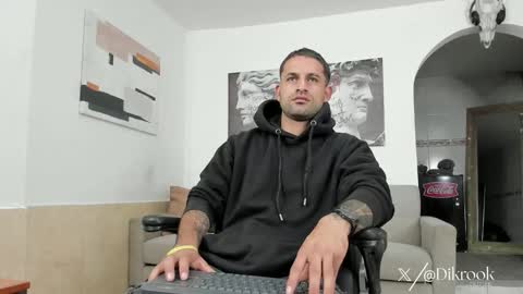 Snapshot of davevilboy chatting on September 18, 10:28 am Daves online show from September 18, 10:28 am
