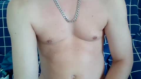 Snapshot of david019830 chatting on October 26, 12:29 pm david019830 online show from October 26, 12:29 pm