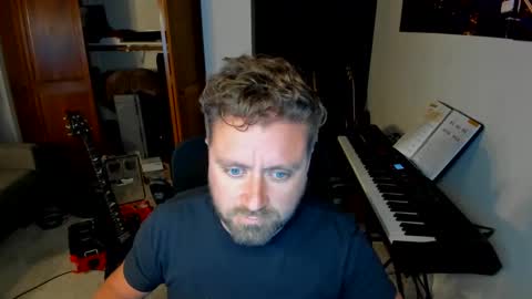 david20884 online show from September 18, 6:37 am