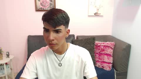 Snapshot of david_925_ chatting on October 7, 4:27 am David online show from October 7, 4:27 am