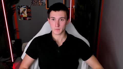 Snapshot of david__diamond chatting on October 5, 4:22 pm David online show from October 5, 4:22 pm