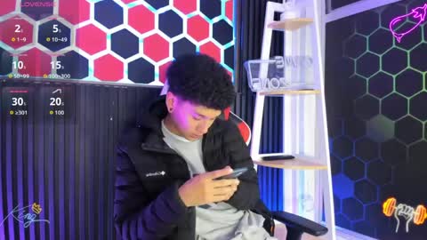 David online show from April 25, 12:41 pm