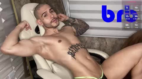 Snapshot of david_col11 chatting on October 4, 2:55 pm David col11 online show from October 4, 2:55 pm