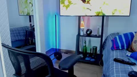 Hey im David that loves to explore and speak their fantasies. Very open talktative and nice. Feel free to chat with me online show from June 13, 10:57 am