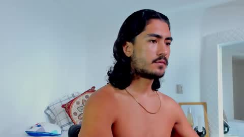 Snapshot of david_johnson372 chatting on October 23, 12:30 pm Hey im David that loves to explore and speak their fantasies. Very open talktative and nice. Feel free to chat with me online show from October 23, 12:30 pm