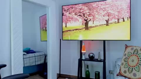 Hey im David that loves to explore and speak their fantasies. Very open talktative and nice. Feel free to chat with me online show from June 17, 10:39 am