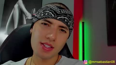 David Jons online show from December 16, 1:23 am