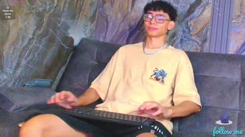 David online show from February 19, 9:03 pm