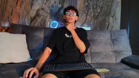 David online show from December 27, 7:08 am