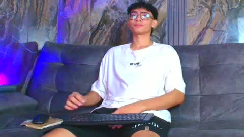 David online show from February 18, 10:14 pm