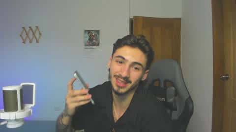 Snapshot of david_muller_ chatting on January 16, 10:55 pm David online show from January 16, 10:55 pm