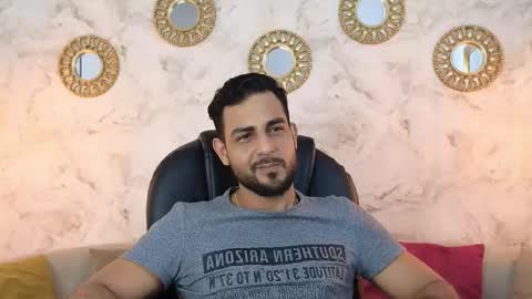 Snapshot of david_oliveira chatting on February 24, 2:37 pm JF oliveira online show from February 24, 2:37 pm