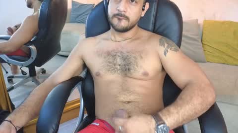 Snapshot of david_oliveira chatting on January 11, 1:43 pm JF oliveira online show from January 11, 1:43 pm