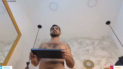 Snapshot of david_oliveira chatting on December 27, 2:23 pm JF oliveira online show from December 27, 2:23 pm