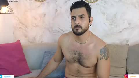 Snapshot of david_oliveira chatting on December 28, 1:51 pm JF oliveira online show from December 28, 1:51 pm