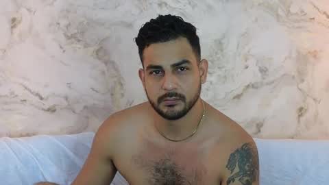 Snapshot of david_oliveira chatting on December 17, 12:00 pm JF oliveira online show from December 17, 12:00 pm