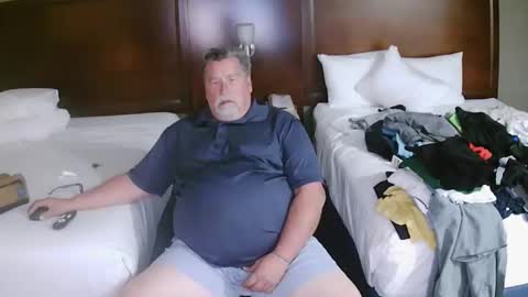 davidakafluffhorny4you online show from March 30, 6:36 am