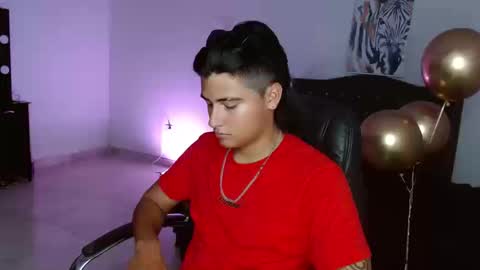 Snapshot of davidbless chatting on September 20, 10:43 pm David Bless online show from September 20, 10:43 pm