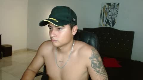 Snapshot of davidbless chatting on October 8, 1:32 am David Bless online show from October 8, 1:32 am