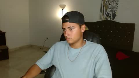 Snapshot of davidbless chatting on September 29, 1:48 am David Bless online show from September 29, 1:48 am