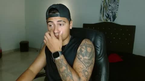 Snapshot of davidbless chatting on September 30, 1:56 am David Bless online show from September 30, 1:56 am