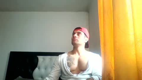 davidcr89 online show from February 23, 8:31 pm