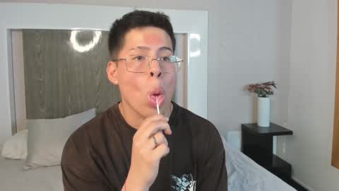 Snapshot of davidcruz16 chatting on October 11, 3:10 am davidcruz16 online show from October 11, 3:10 am