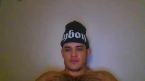 Snapshot of davidfry25 chatting on December 14, 12:11 am davidfry25 online show from December 14, 12:11 am