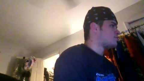 Snapshot of davidfry25 chatting on December 29, 7:39 am davidfry25 online show from December 29, 7:39 am