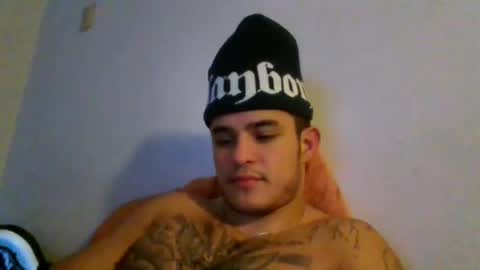 Snapshot of davidfry25 chatting on December 16, 7:58 am davidfry25 online show from December 16, 7:58 am