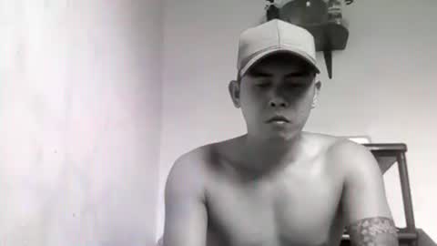 Snapshot of davidrocero chatting on December 3, 12:55 am davidrocero online show from December 3, 12:55 am